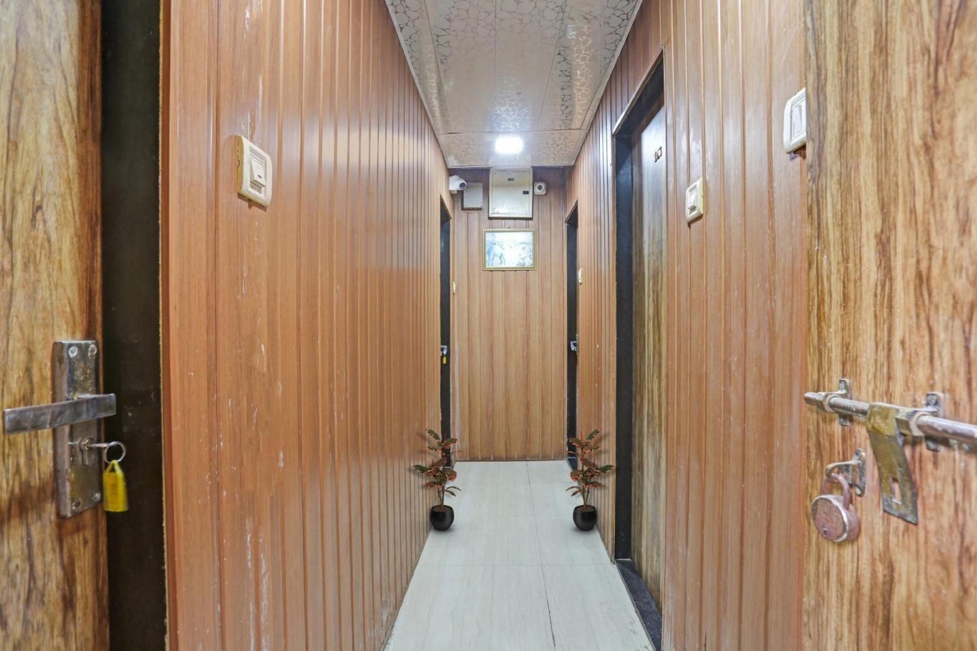 O Golden Residency Bombay